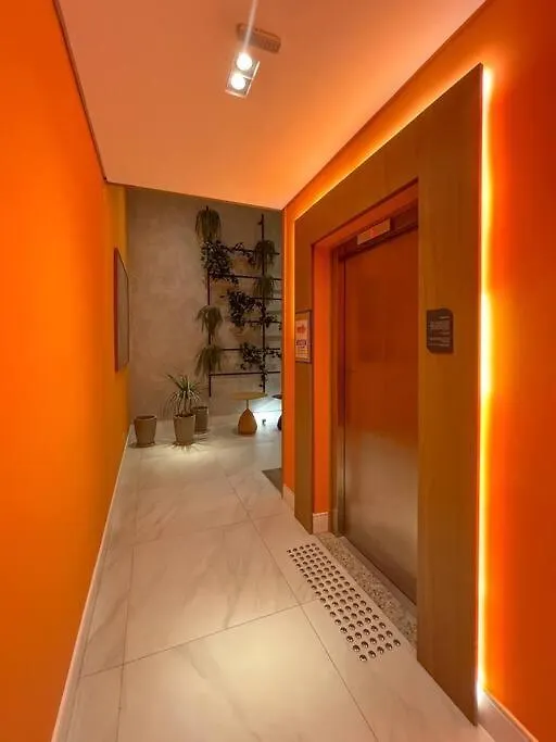 Bnx Vila Olimpia /Berrini -Novo São Paulo Brazílie